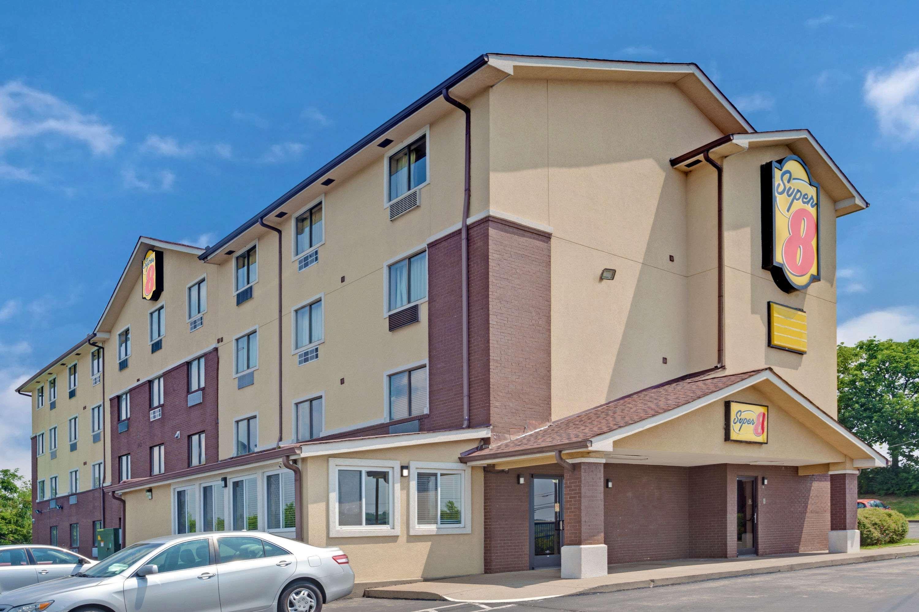 Super 8 By Wyndham Nashville/ Dntn/ Opryland Area Εξωτερικό φωτογραφία