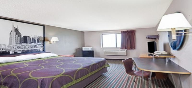 Super 8 By Wyndham Nashville/ Dntn/ Opryland Area Εξωτερικό φωτογραφία