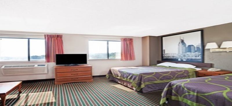 Super 8 By Wyndham Nashville/ Dntn/ Opryland Area Εξωτερικό φωτογραφία