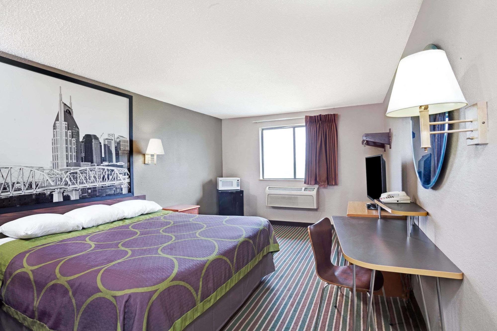 Super 8 By Wyndham Nashville/ Dntn/ Opryland Area Εξωτερικό φωτογραφία