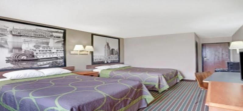 Super 8 By Wyndham Nashville/ Dntn/ Opryland Area Εξωτερικό φωτογραφία